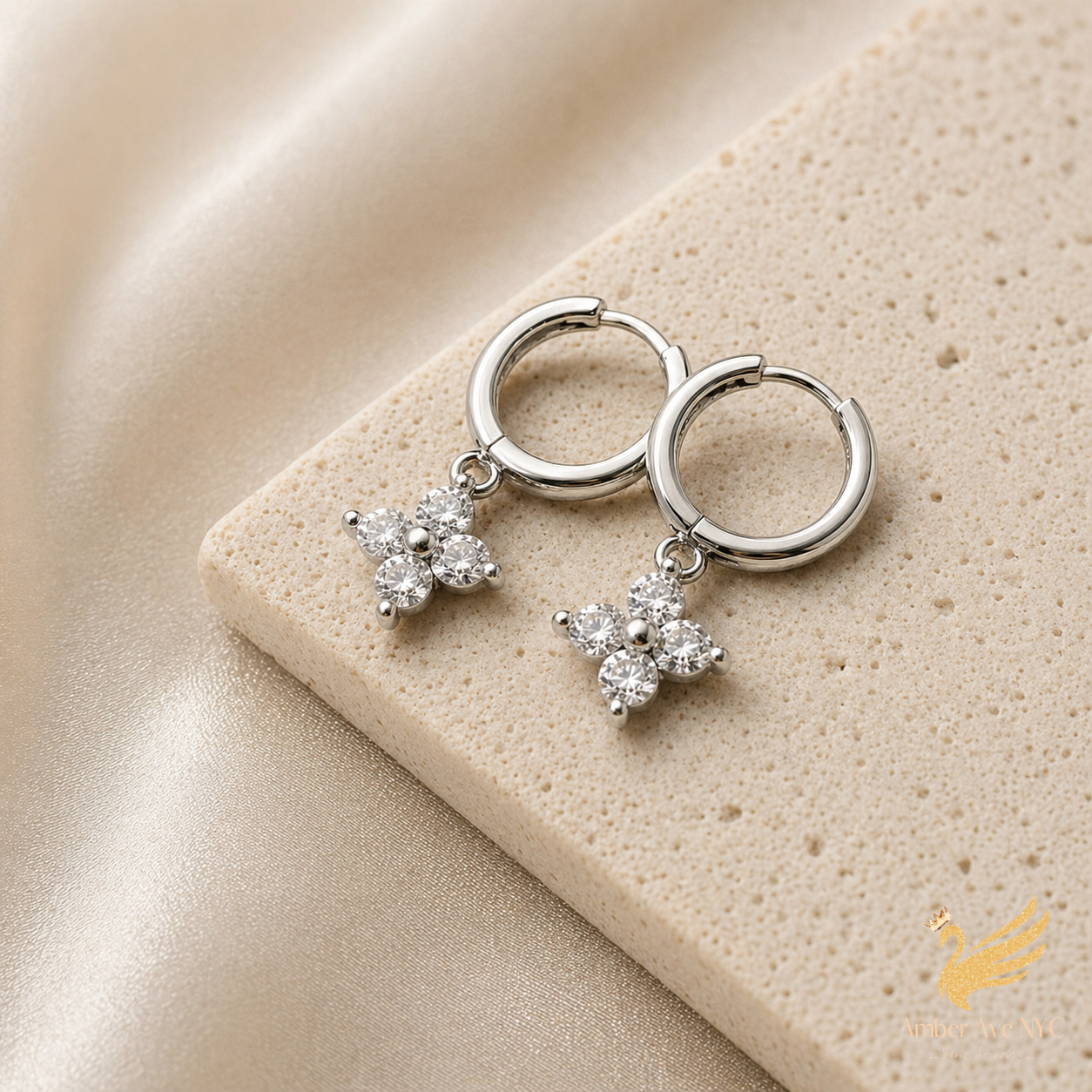 Clover Moissanite Earings - Amber Avenue NYC