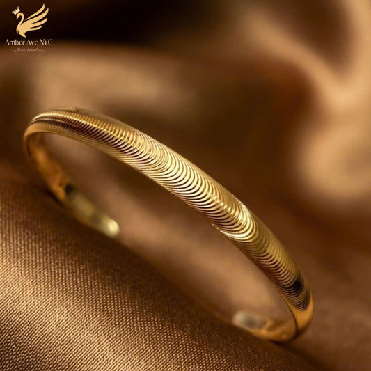 The Aura Prismatic Bangle - Amber Avenue NYC
