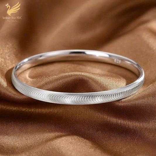 The Aura Signature Prismatic Bangle - Amber Avenue NYC